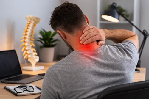 collo bloccato cosa fare dolore cervicale parte posteriore del collo